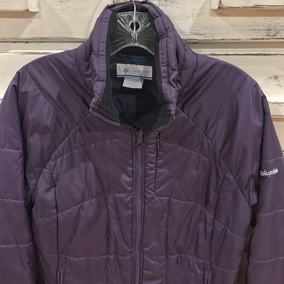 Columbia light weight Omni shield puffer Women’s L plum purple - Picture 2 of 8